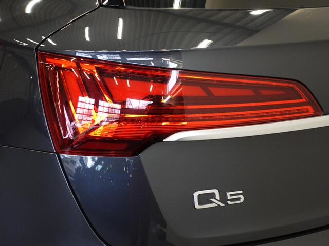 Audi Q5 50 TFSIe PHEV Pro Line Navigatie Apple Carplay/Android Auto Adaptive Cruise Control Parkeersensoren Camera Elektrische achterklep LED Stoelverwarming