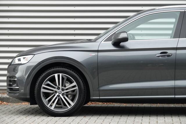 Audi Q5 55 TFSI e quattro Competition S-Line | B&O | Trekhaak | Leder | HUD | Luchtvering | ACC |