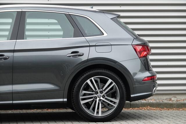 Audi Q5 55 TFSI e quattro Competition S-Line | B&O | Trekhaak | Leder | HUD | Luchtvering | ACC |