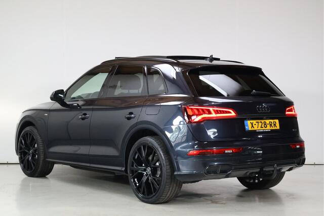 Audi Q5 55 TFSI e Competition | Pano | Sfeer | Trekhaak | Memory | 22" | Dealer Oh