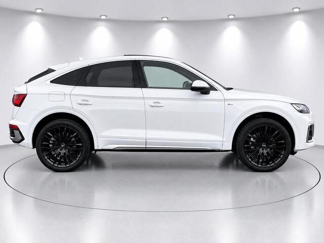 Audi Q5 Sportback 55 TFSI e S edition S Line Head Up Matrix Trekhaak ACC 21 Inch Keyless Camera Massage