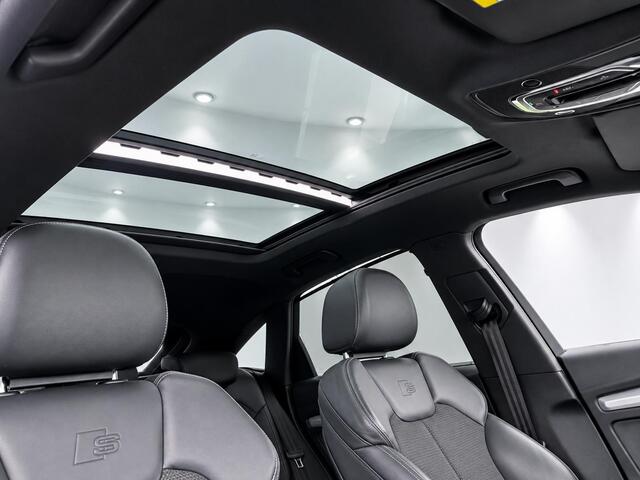 Audi Q5 Sportback 55 TFSI e S edition S Line Head Up Matrix Trekhaak ACC 21 Inch Keyless Camera Massage