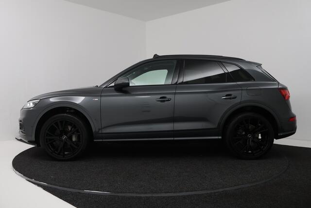 Audi Q5 55 TFSI e quattro Competition (PANORAMADAK, 360 VIEW, STOELVERWARMING, BLACK PAKKET, LED, ADAPTIVE CRUISE, ELEKT. STOELEN)