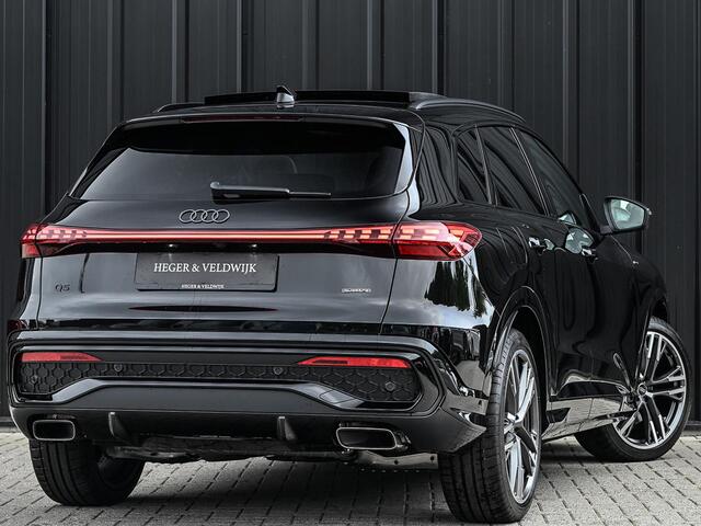 Audi Q5 E-Hybrid quattro 270KW S edition Competition | Panoramadak | 5 Jr Garantie | Luchtvering | B&O | 360 Camera | Adaptive Cruise | Memory Seat | Ambiance Interieur | Stoelverwarming V+A | Stuurverwarming | Trekhaak |