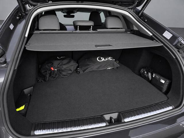 Audi Q5 Sportback 2.0 TFSI e-hybrid quattro Advanced edition 299 PK · Techniekpakket plus · Panorama-glasdak · Trekhaak, elektr. wegklapbaar