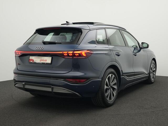 Audi Q6 e-tron Advanced edition 100 kWh 388 pk / S-Line | Panoramadak | Leder | Geheugenstoel | Stuur-/achterbankverwarming | Matrix LED