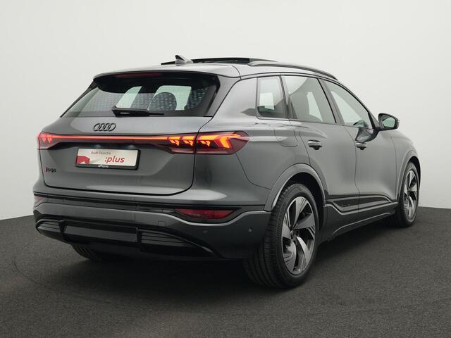Audi Q6 SQ6 e-tron quattro 100 kWh 490 pk | Panoramadak | Trekhaak | Sportstoelen plus | Bang & Olufsen | Head-up display | Rondomzicht camera