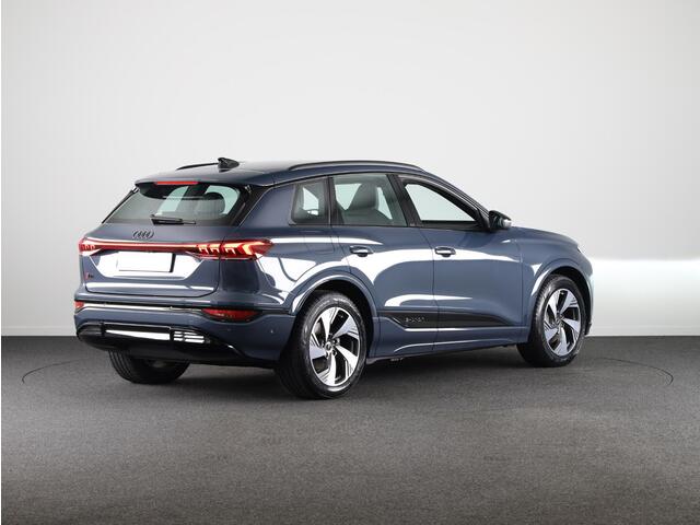 Audi Q6 e-tron S edition performance 100 kWh 306pk | Pack Tech Pro | Luchtvering | Stuurverwarming | MMI Bijrijdersscherm