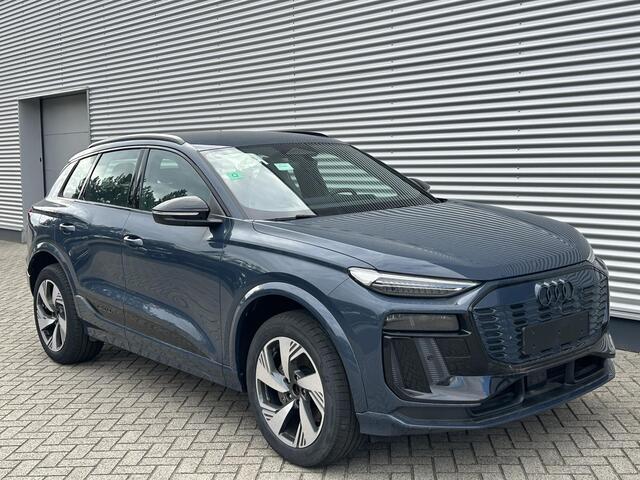 Audi Q6 e-tron S edition (B1) e-tron perf 100Kwh 225 kW / 306 PK | Luchtvering | Stuurwielverwarming | Matrix | Keyless Entry | Elektrische Stoel | Stoelverwarming voor-achter |