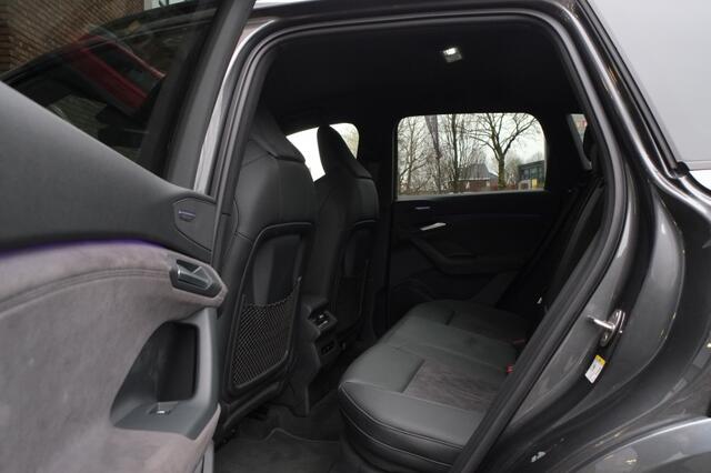 Audi Q6 e-tron S edition performance 100 kWh Trekhaak, Luchtvering, Head-up dis