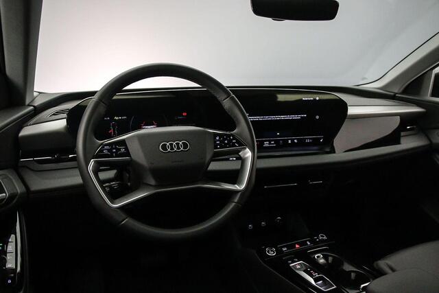 Audi Q6 e-tron Launch edition performance 100 kWh | Trekhaak | Full-led | Adaptive Cruise control | Carplay | 360 Camera |