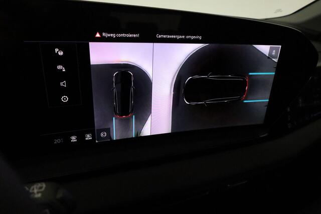 Audi Q6 e-tron Advanced edition Performance 100 kWh 306 pk 225kW / 306 pk | Tech plus | Sportstoel zwart leder-kunstl. | Comfortpakket plus