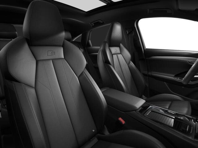 Audi Q6 Sportback e-tron S edition performance 100 kWh 306 PK · Glazen panoramadak · Tech pro · Adaptieve luchtvering