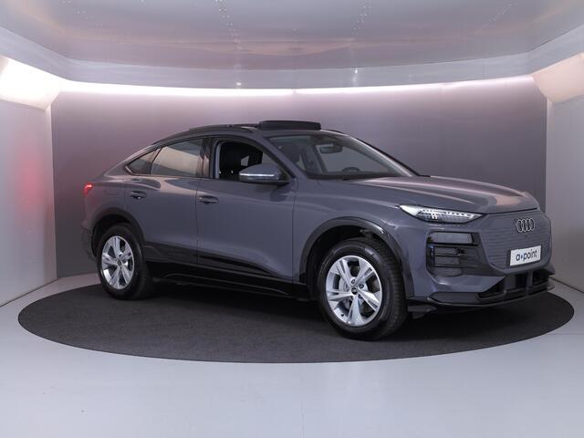 Audi Q6 Sportback e-tron Advanced edition 83 kWh 252 pk | Verlengde garantie | Navigatie | Panoramadak | Trekhaak (wegklapbaar) | Parkeersensoren (Park assist) | Rondomzicht camera |Autom. airco (3 zones) |