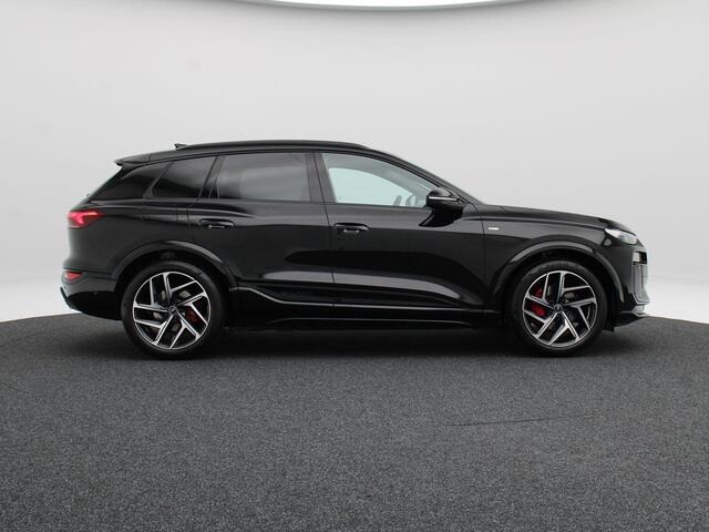 Audi Q6 e-tron S edition | performance 100 kWh | 21 inch | Trekhaak | Rode remzadels | Privacy glas | Zwart Optiek |
