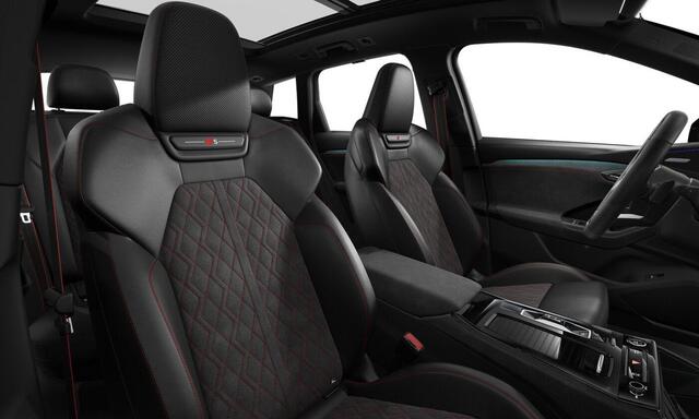 Audi Q6 e-tron S edition 83 kWh | Trekhaak | Adaptieve Luchtvering | Adaptieve Cruise | Panorama Dak | B&O 3D | Camera | Head-up | Matrix LED | Pack Tech | Navigatie-pakket | Trekhaak-pakket | Interieur-pakket |