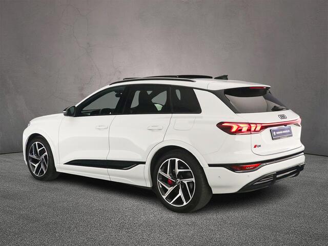 Audi Q6 e-tron S edition 100 kWh | Trekhaak | Adaptieve Luchtvering | Panorama Dak | Adaptieve Cruise | Head-up | B&O | Navigatie-pakket | Pack Tech | Trekhaak-pakket |