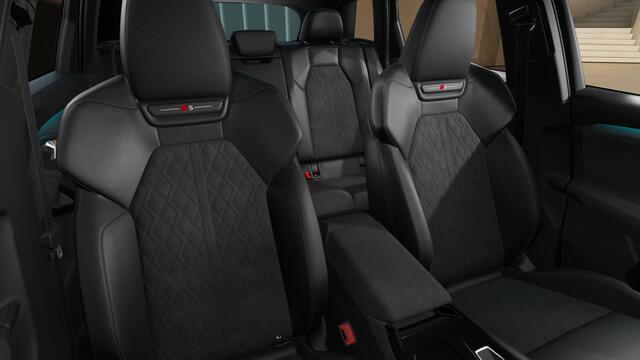 Audi Q6 e-tron S-editon 388PK quattro | Trekhaak | Panoramadak | Luchtvering | B&O | Alcantara | Tech-Pro | 21-Inch | Akoestisch-Glas | Privacy-Glas | Head-up | Top-View | Massage |