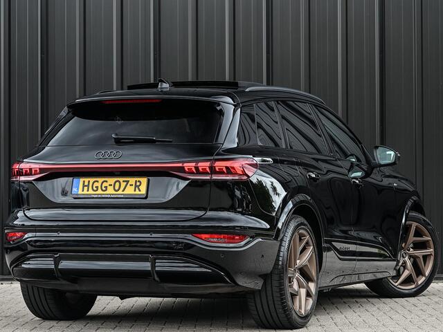 Audi Q6 e-tron Launch edition 83 kWh | Panoramadak | 360 Camera | B&O | HUD | Luchtvering | Ambiance Interieur | Stuur- Stoelverwarming | Memory Seats |