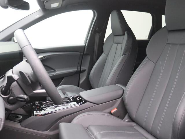 Audi Q6 e-tron S edition 83 kWh 252 PK SOH 99%, Panorama Dak, Matrix led, Trekhaak, Zwart Optiek, 360 camera, Luchtvering, Stoelverwarming v+a, 21"Lmv Audi Sport Aero, Leder