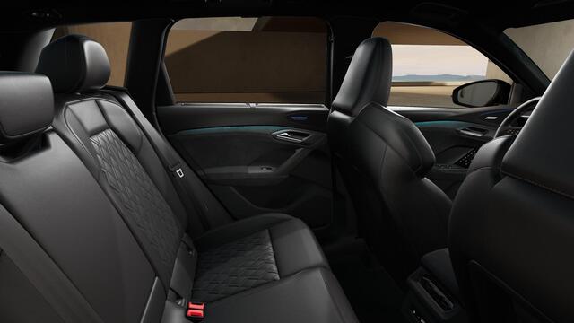 Audi Q6 e-tron S edition 306PK performance 100 kWh | Panoramadak | Luchtvering | Trekhaak | MMI-Pro | 21-Inch | Head-Up | B&O |