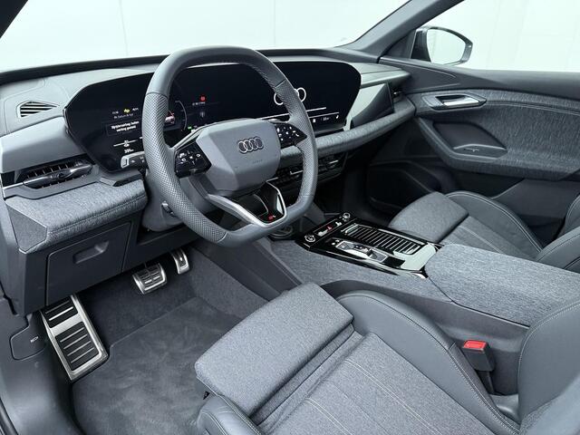 Audi Q6 e-tron S edition performance 100 kWh Matrix led koplampen / Rondomzicht camera / Luchtvering / Stuurwiel verwarmd / Voorstoelen verwarmd / Achterstoelen verwarmd