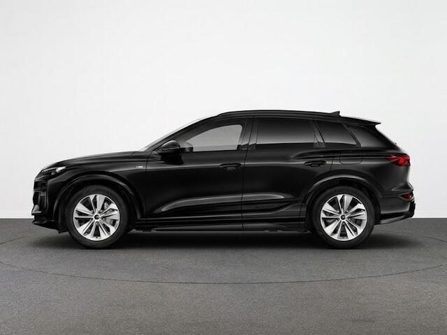 Audi Q6 e-tron S edition e-tron 83 Kwh 252 pk | Trekhaak, mechanisch draaibaar | Exterieurpakket zwart | Warmtewerend glas donker tint | Audi drive select |
