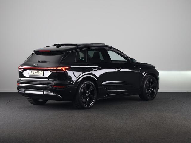 Audi Q6 e-tron Advanced edition 83 kWh Panoramadak | Getint glas | Apple carplay | Stoelverwarming |