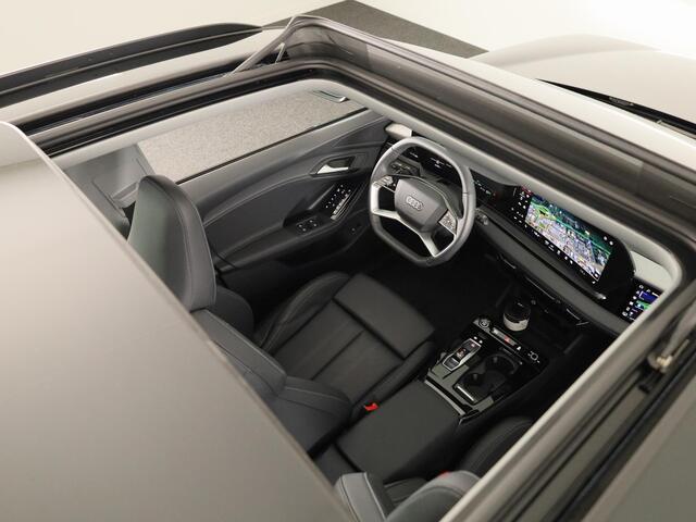 Audi Q6 e-tron Advanced edition 83 kWh Panoramadak | Getint glas | Apple carplay | Stoelverwarming |