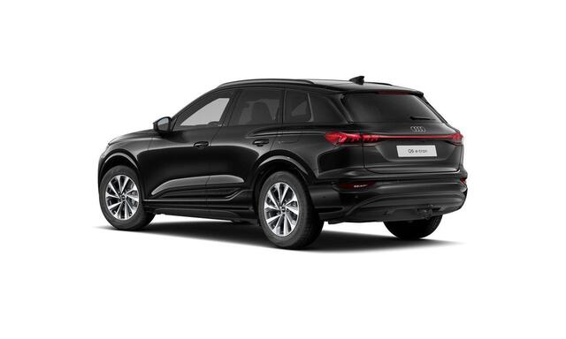 Audi Q6 e-tron S edition 83 kWh | 22 inch velgen | Trekhaak | Luchtvering | Warmtepomp | 360 camera | Bestuurdersstoel met memory | Keyless | Stoel- en stuurwielverwarming | Adaptieve cruise control |