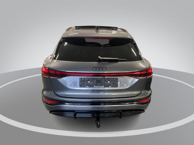 Audi Q6 e-tron S edition performance 100 kWh 306pk · SOH 97,9% · Panoramadak · 360 Camera · Inklap. Trekhaak · Luchtvering · B&O Sound · Head-Up Display · Garantie t/m 15-03-2031 of 100.000km