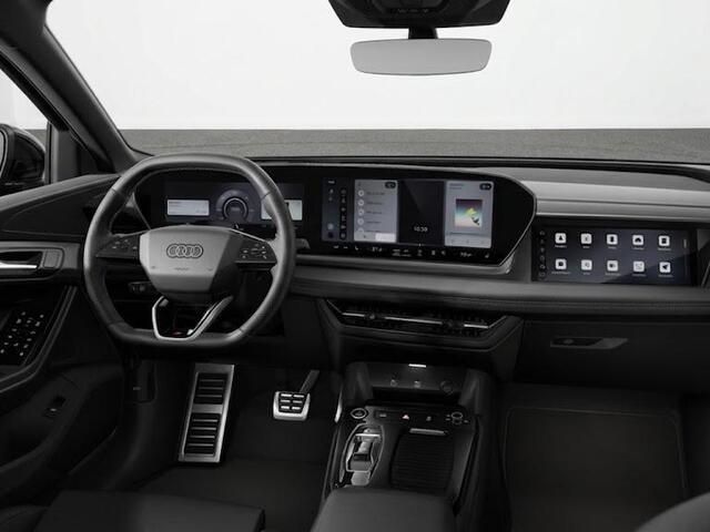 Audi Q6 Sportback e-tron S edition e-tron 83Kwh 252 pk | Glazen panoramadak | Trekhaak, mechanisch draaibaar | Exterieurpakket zwart | S line zwart leder-kunstleder |