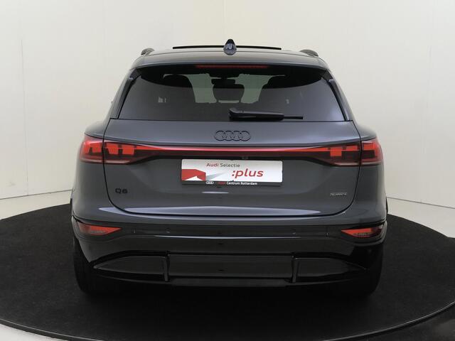 Audi Q6 e-tron S edition quattro 100 kWh | Panoramadak | Sportstoelen leder Plus | Luchtvering | Warmtepomp | Bang & Olufsen | Head-up Display | 360 camera | LED matrix verlichting |