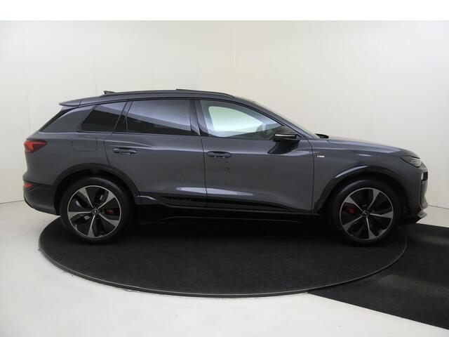 Audi Q6 e-tron S edition quattro 100 kWh | Panoramadak | Sportstoelen leder Plus | Luchtvering | Warmtepomp | Bang & Olufsen | Head-up Display | 360 camera | LED matrix verlichting |