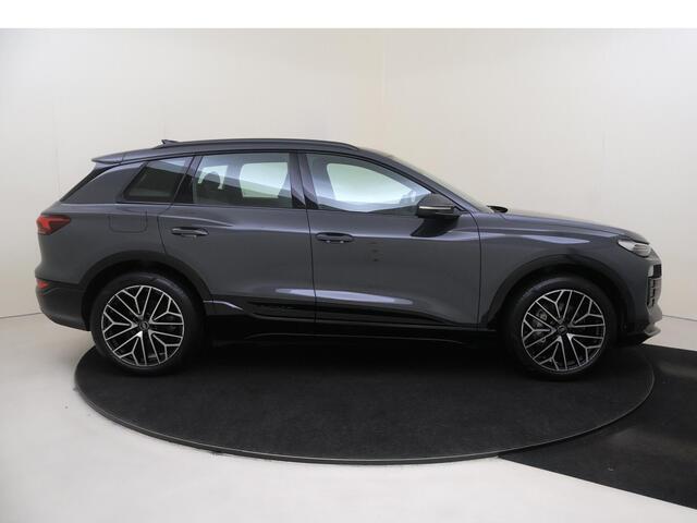 Audi Q6 e-tron S edition performance 100 kWh | Panoramadak | Trekhaak | Luchtvering | Bang & Olufsen | 360 camera | Head-up display | Keyless | Sfeerverlichting |