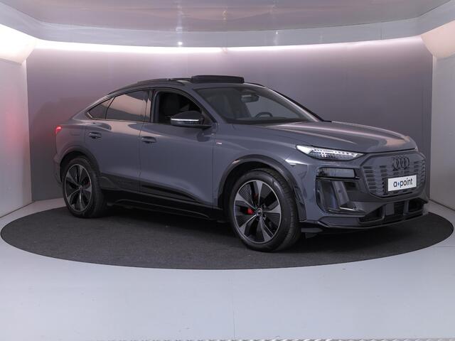 Audi Q6 e-tron S edition quattro 100 kWh 387 pk | Navigatie | Warmtepomp | Panoramadak | Trekhaak (wegklapbaar) | Rondomzicht camera | Leder/Alcantara | S-Line |
