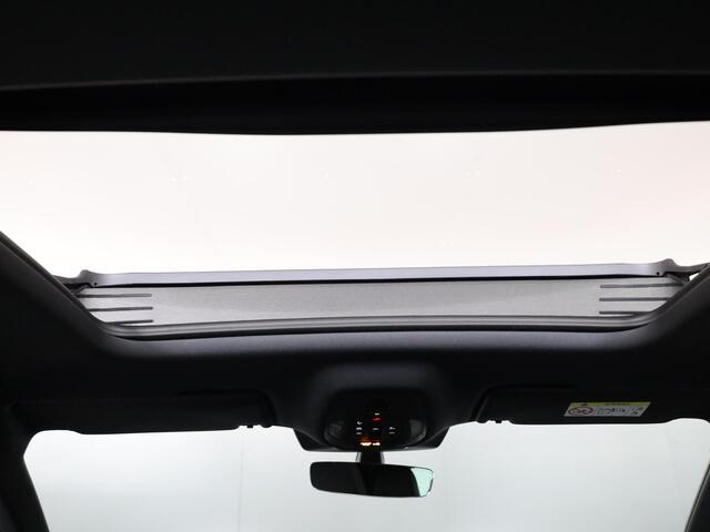 Audi Q6 e-tron S edition quattro 100 kWh 387 pk | Navigatie | Warmtepomp | Panoramadak | Trekhaak (wegklapbaar) | Rondomzicht camera | Leder/Alcantara | S-Line |