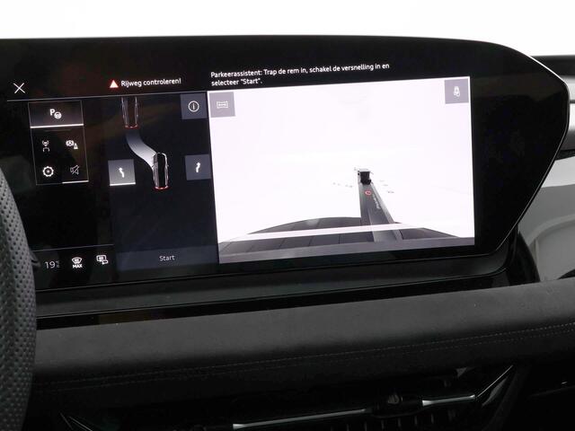 Audi Q6 SQ6 e-tron SQ6 quattro 100 kWh 490pk · SOH 98% · Panoramadak · 360 Camera · Inklapbare Trekhaak · Warmtepomp · Elek. Stoelen + Geheugen · Garantie t/m 06-10-2030 of 100.000km