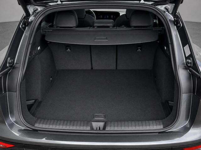 Audi Q6 e-tron S edition performance 100 kWh 306 PK · Tech pro · Glazen panoramadak · Trekhaak elek. wegklapbaar · Optiekpakket zwart