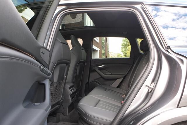 Audi Q6 e-tron performance 225 kW S-line panorama, trekhaak