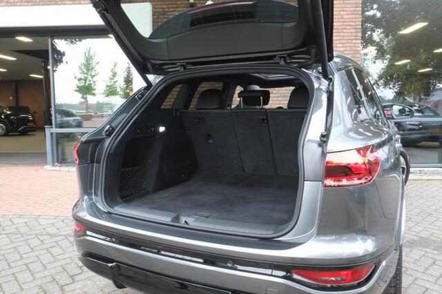 Audi Q6 e-tron performance 225 kW S-line panorama, trekhaak