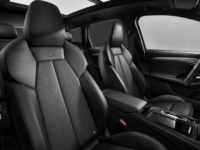 Audi Q6 e-tron S edition 83 kWh 252 PK · Adaptieve luchtvering · Glazen panoramadak · Trekhaak elek. wegklapbaar