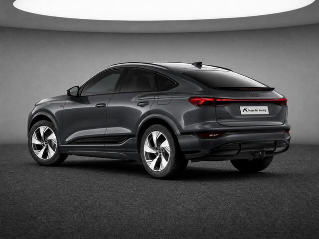 Audi Q6 Sportback e-tron S edition 83 kWh 252 PK · Glazen panoramadak · Trekhaak elek. wegklapbaar · Optiekpakket zwart