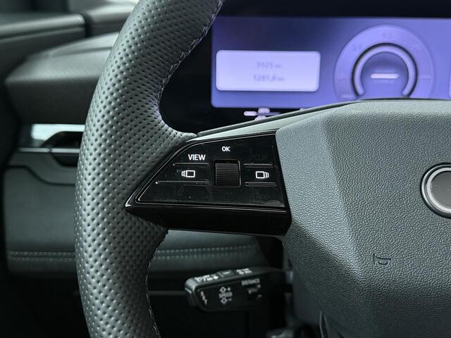 Audi Q6 Sportback e-tron S edition performance 100 kWh | 306 PK | SoH 96% | Warmtepomp | Adaptive Cruise Control | 360 graden camera | Panoramadak | Matrix LED | Keyless Entry | Dodehoek detectie | Draadloze telefoonlader | Elektrische achterklep | Navigatiesysteem | Sfeerverlichting | Stoelmassage & -verwarming | S-Line | Apple Carplay / Android Auto |
