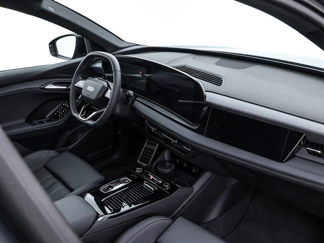Audi Q6 e-tron 252pk S edition 83 kWh · SOH 97,5% · Panoramadak · Leder · 360 Camera · Luchtvering · Wegklapbare Trekhaak · Stoelverwarming Voor + Achter ·