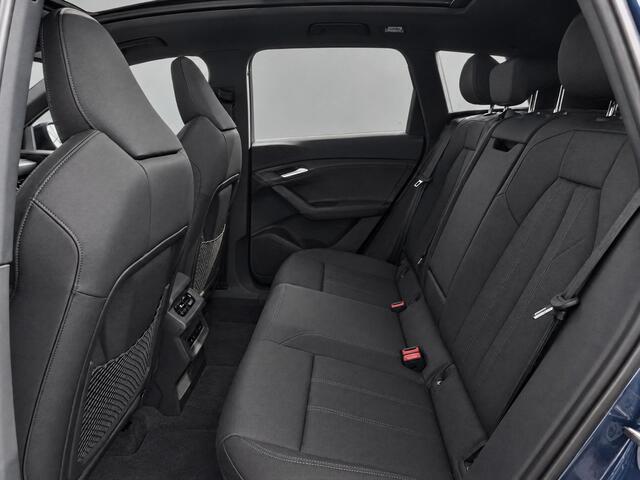 Audi Q6 e-tron S edition 83 kWh 252 PK · Adaptieve luchtvering · Glazen panoramadak · Trekhaak elek. wegklapbaar