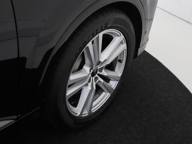 Audi Q7 55 TFSI quattro Pro Line S | Panoramadak | Trekhaak | Luchtvering | Bang & Olufsen | Stoelverwarming voor en achter | 4-zone airco | Keyless | Navigatie Plus | LED matrix verlichting |