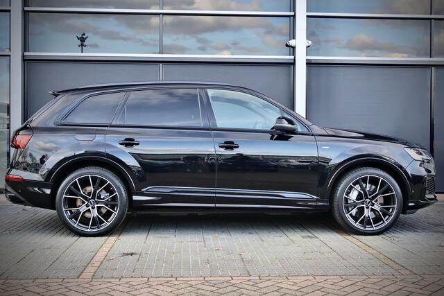 Audi Q7 55 TFSIe S-Line Pano Trekhaak ACC 360Camera Keyless