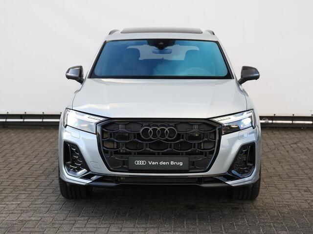 Audi Q7 60 TFSI e quattro Pro Line S Competition | 490 pk | Vierwielsturing | Panoramadak | Luchtvering | Head up | 22" Lichtmetalen velgen |