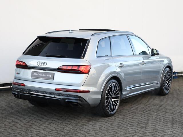 Audi Q7 60 TFSI e quattro Pro Line S Competition | 490 pk | Vierwielsturing | Panoramadak | Luchtvering | Head up | 22" Lichtmetalen velgen |